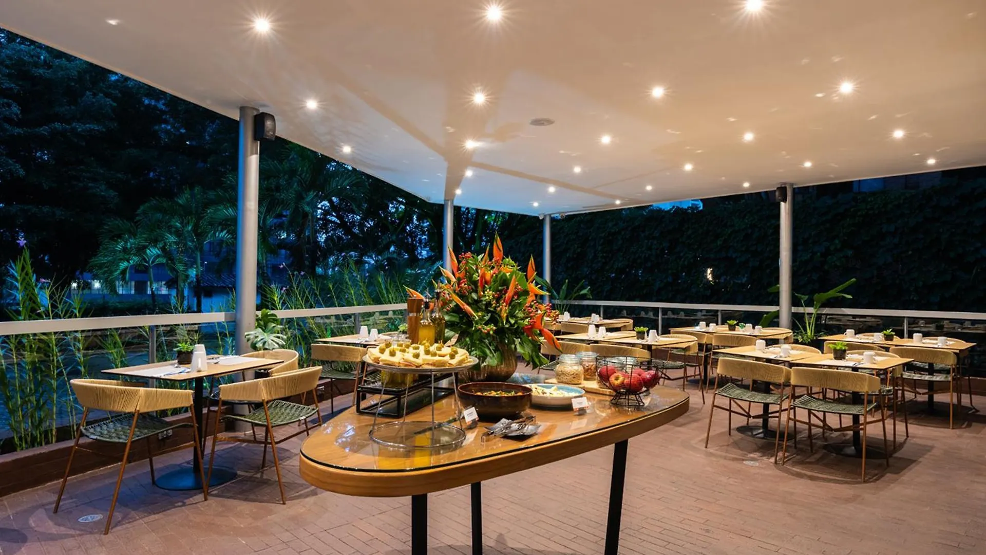 Hotel Estelar Blue 메딜린 4*,  콜롬비아