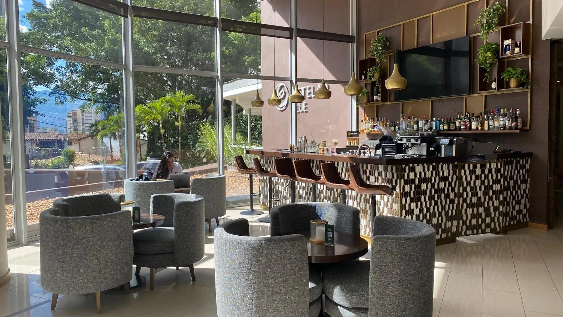 Hotel Estelar Blue Medellin Colombia