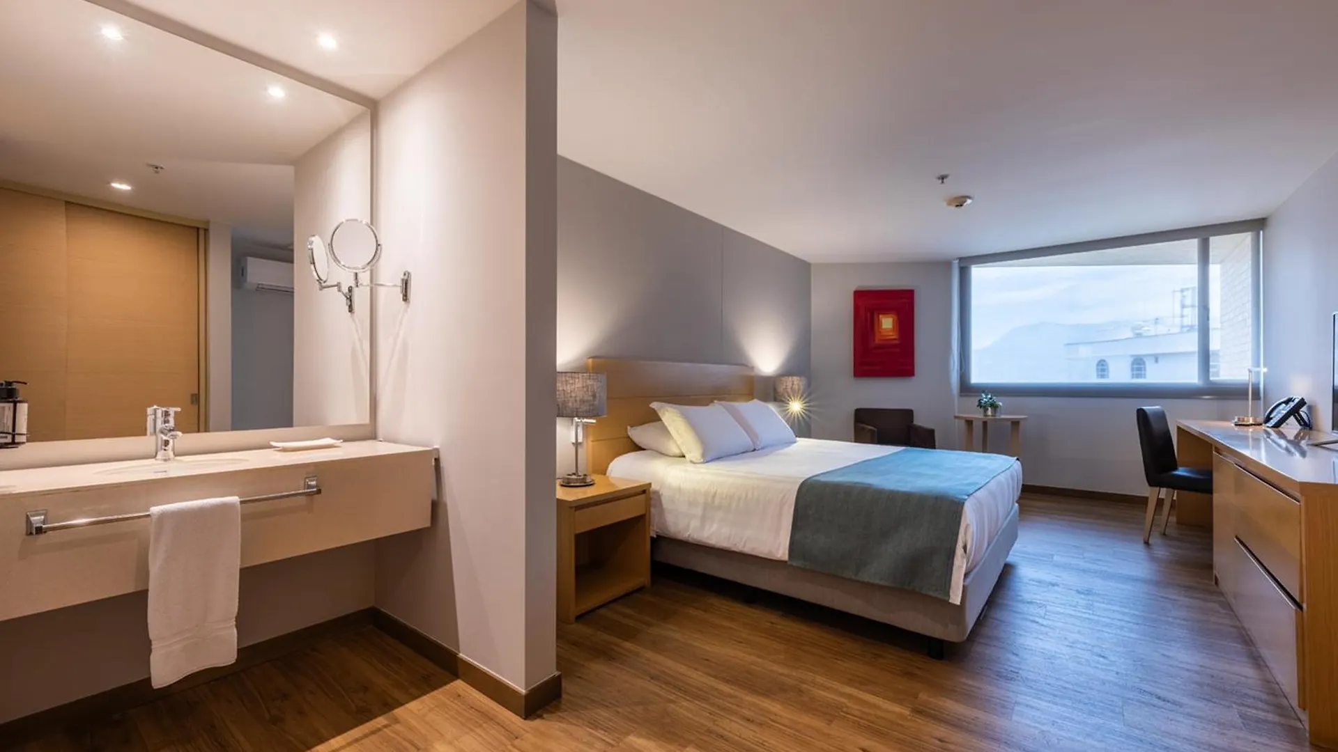 Hotel Estelar Blue Medellin Colombia